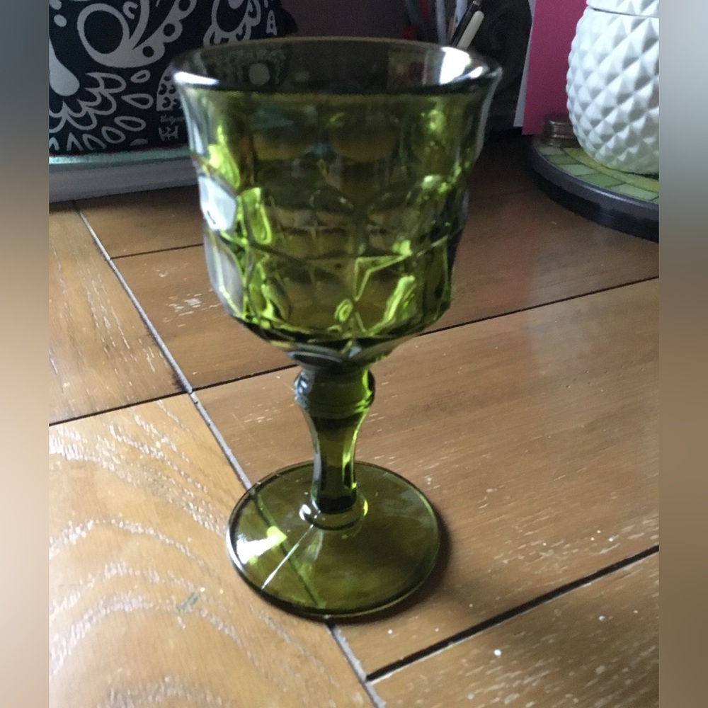 Vintage Green Goblet EUC